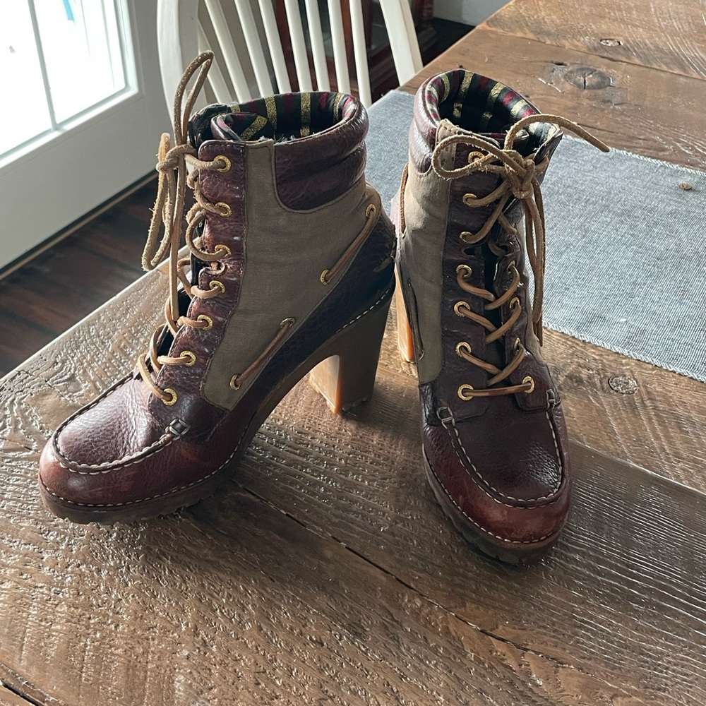 Sperry Top Sider Trinity lace-up bootie